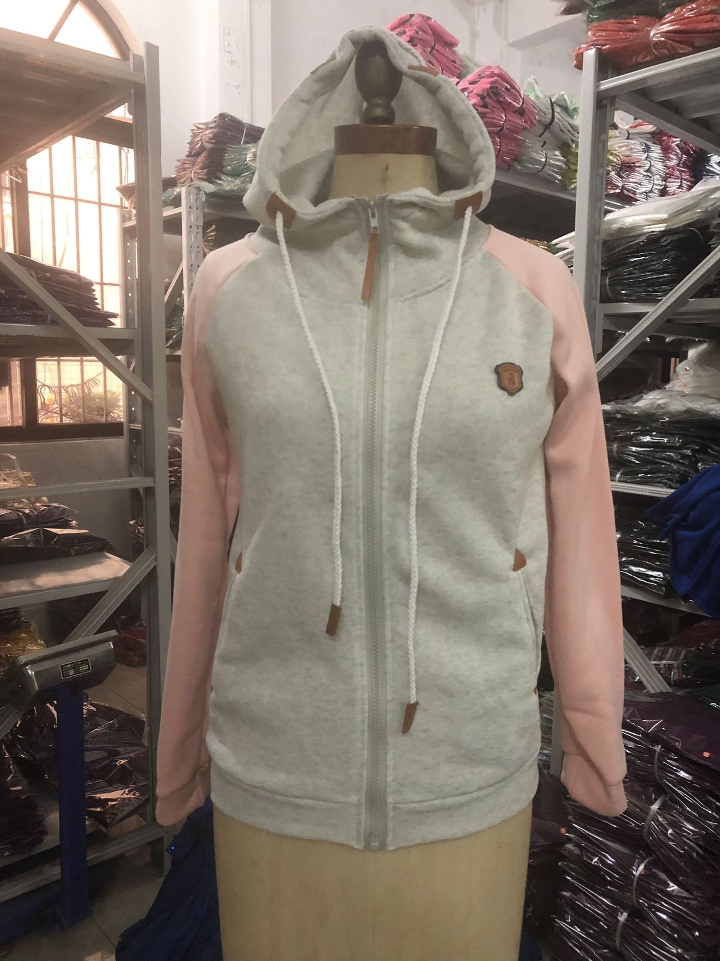 Contrast Hooded Sweatshirt