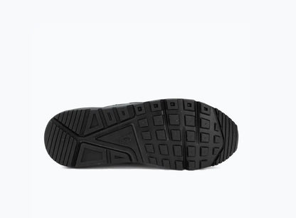 Air Max IVO